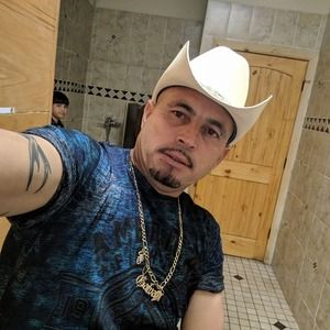 Meet your Posher, Oliverio